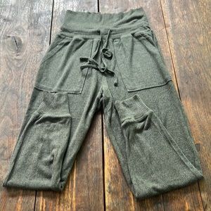 Aerie women’s sweatpants. Size small.